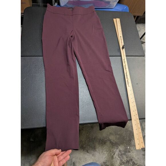 Counterparts Burgandy Pull-on Style Flat Front Straight Legs Women's 10 - Picture 3 of 6